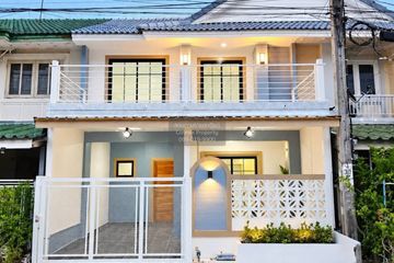 3 Bedroom Townhouse for sale in Sai Noi, Nonthaburi