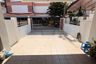 4 Bedroom Townhouse for sale in Lat Yao, Bangkok