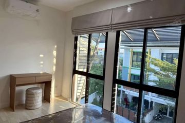 3 Bedroom Townhouse for rent in Areeya Mandarina Sukhumvit 77, Suan Luang, Bangkok near MRT Si Nut