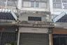 3 Bedroom Commercial for rent in Phra Khanong, Bangkok near BTS Phra Khanong