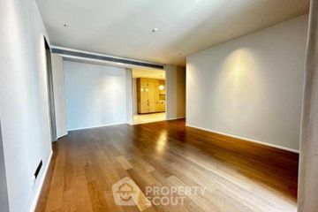 2 Bedroom Condo for sale in Kraam Sukhumvit 26, Khlong Tan, Bangkok near BTS Phrom Phong