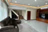 6 Bedroom Villa for sale in Pa Daet, Chiang Mai