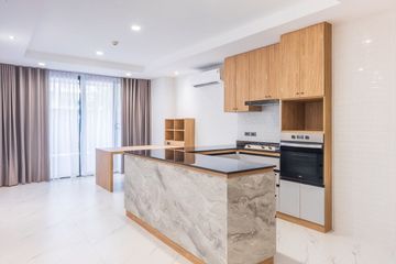 3 Bedroom Condo for rent in Sethiwan Residence, Khlong Toei Nuea, Bangkok near Airport Rail Link Makkasan
