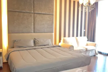 1 Bedroom Condo for sale in Noble Remix, Khlong Tan, Bangkok near BTS Thong Lo