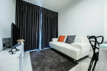 1 Bedroom Condo for rent in Rhythm Sukhumvit 42, Phra Khanong, Bangkok near BTS Ekkamai