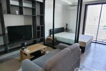 1 Bedroom Condo for rent in Maestro 02 Ruamrudee, Lumpini, Bangkok near BTS Ploen Chit