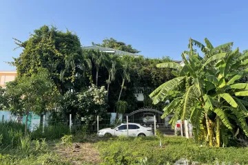 Land for sale in Chorakhe Bua, Bangkok