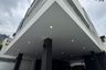 Commercial for sale in Huai Khwang, Bangkok near MRT Phra Ram 9