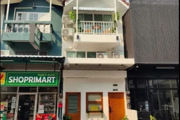 3 Bedroom Townhouse for Sale or Rent in Chang Phueak, Chiang Mai