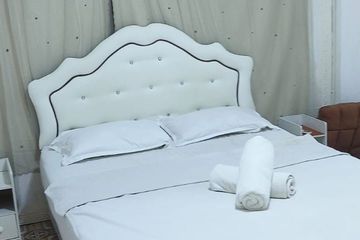 8 Bedroom Hotel / Resort for rent in Khlong Toei Nuea, Bangkok near BTS Ploen Chit