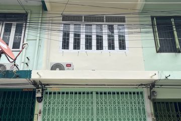 3 Bedroom Townhouse for rent in Bang Khlo, Bangkok