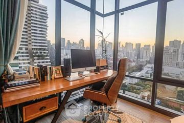 2 Bedroom Condo for sale in The Lofts Asoke, Khlong Toei Nuea, Bangkok near MRT Phetchaburi