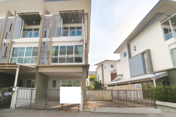 3 Bedroom Townhouse for sale in Bang Mot, Bangkok