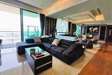 3 Bedroom Condo for rent in Bang Phong Pang, Bangkok