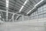 Warehouse / Factory for rent in Khlong Si, Pathum Thani