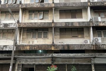 5 Bedroom Townhouse for sale in Sam Sen Nai, Bangkok near BTS Ari