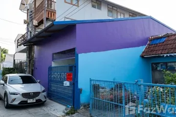 4 Bedroom Townhouse for sale in Bang Kaeo, Samut Prakan