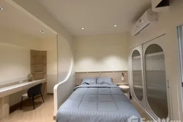 Condo for rent in SR Complex condo, Nong Pa Khrang, Chiang Mai