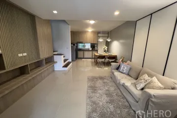 3 Bedroom Townhouse for rent in Town Avenue Srinagarindra, Suan Luang, Bangkok near MRT Si Nut