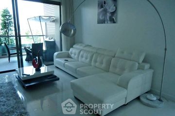 2 Bedroom Condo for sale in Na Kluea, Chonburi
