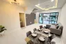 3 Bedroom Townhouse for sale in Baan klang muang Phaholyothin 50, Chatuchak, Bangkok near MRT Phahon Yothin