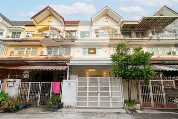 4 Bedroom Townhouse for sale in Patcharat Village, Tha Raeng, Bangkok