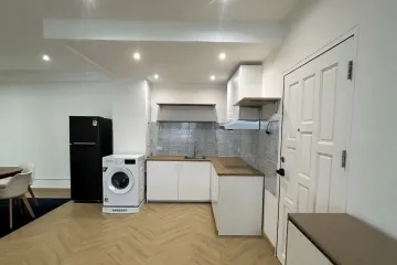 2 Bedroom Condo for sale in The Winning Tower, Khlong Tan Nuea, Bangkok
