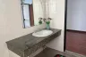 8 Bedroom Office for rent in Khlong Tan Nuea, Bangkok
