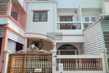 4 Bedroom Townhouse for sale in Wat Tha Phra, Bangkok near MRT Bang Phai