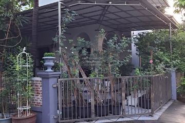 5 Bedroom House for sale in Lat Phrao, Bangkok