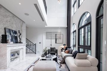 4 Bedroom House for sale in Khlong Tan Nuea, Bangkok