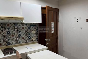 1 Bedroom Condo for sale in Resorta Yen-Akat, Chong Nonsi, Bangkok near MRT Queen Sirikit National Convention Centre
