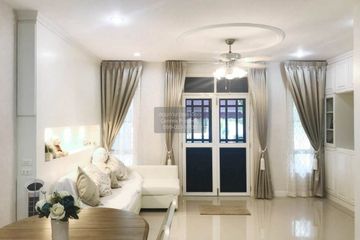 3 Bedroom Townhouse for rent in Leon Sukhumvit 62, Bang Chak, Bangkok near BTS Bang Chak
