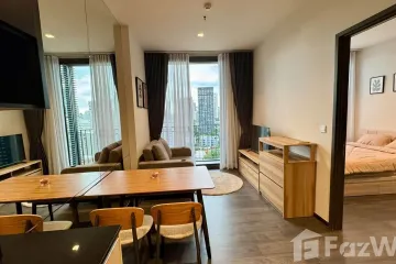 1 Bedroom Condo for rent in Edge Sukhumvit 23, Khlong Toei Nuea, Bangkok near BTS Asoke