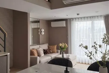 2 Bedroom Condo for rent in Culture Chula, Si Phraya, Bangkok near MRT Sam Yan