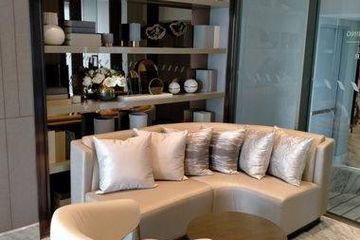 1 Bedroom Condo for rent in The Esse at Singha Complex, Bang Kapi, Bangkok near MRT Phetchaburi