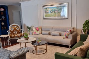 3 Bedroom Condo for sale in Baan Prompong, Khlong Tan Nuea, Bangkok