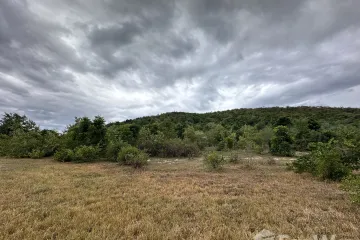 Land for sale in Thap Tai, Prachuap Khiri Khan