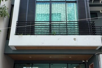 4 Bedroom Townhouse for rent in Alisha View Luxury Townhouse, Samrong Nuea, Samut Prakan near MRT Si Bearing