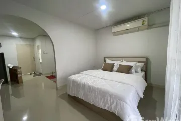 Condo for rent in Lanna Condominium, Pa Tan, Chiang Mai