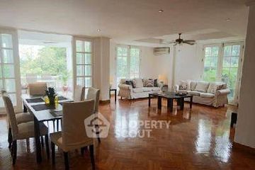 2 Bedroom Apartment for rent in Navin Mansion, Chong Nonsi, Bangkok near MRT Khlong Toei