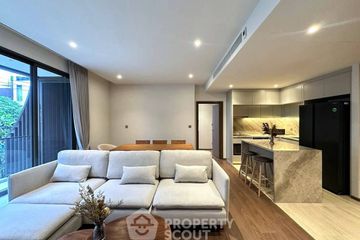 2 Bedroom Condo for rent in Via 61, Khlong Tan Nuea, Bangkok near BTS Ekkamai