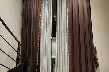 1 Bedroom Condo for rent in The Lofts Silom, Silom, Bangkok near BTS Surasak