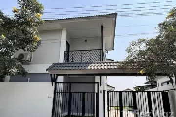 3 Bedroom House for rent in Chicmo Place 48, Pa Tan, Chiang Mai