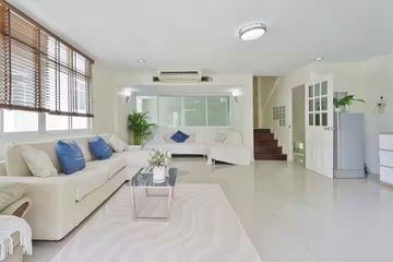 5 Bedroom House for rent in Khlong Toei Nuea, Bangkok near MRT Sukhumvit