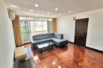 3 Bedroom Condo for rent in Khlong Tan Nuea, Bangkok