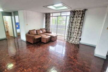 3 Bedroom Condo for rent in Khlong Tan Nuea, Bangkok