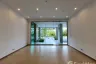 Commercial for rent in Khlong Tan Nuea, Bangkok