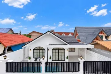 3 Bedroom House for sale in Park Rung Ruang, Nong Prue, Chonburi