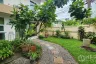 2 Bedroom House for rent in Khlong Tan Nuea, Bangkok
